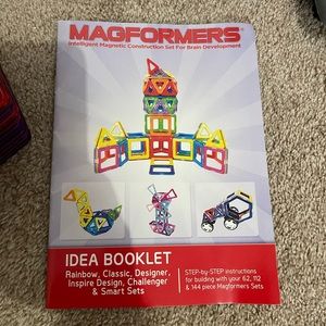Magformers, extreme magnetic building set.